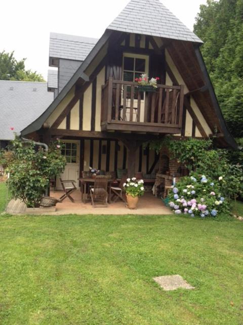 Le Cottage Mirabelle Épaignes Esterno foto