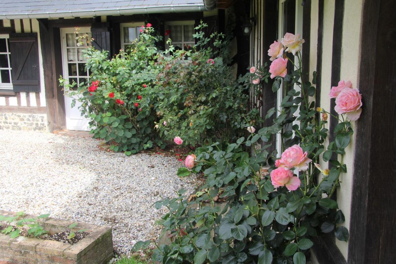 Le Cottage Mirabelle Épaignes Esterno foto